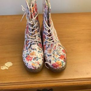 Floral doc marten style boots